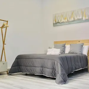 Apartamento Nuevo Estudio Divina Pastora N-4, Málaga